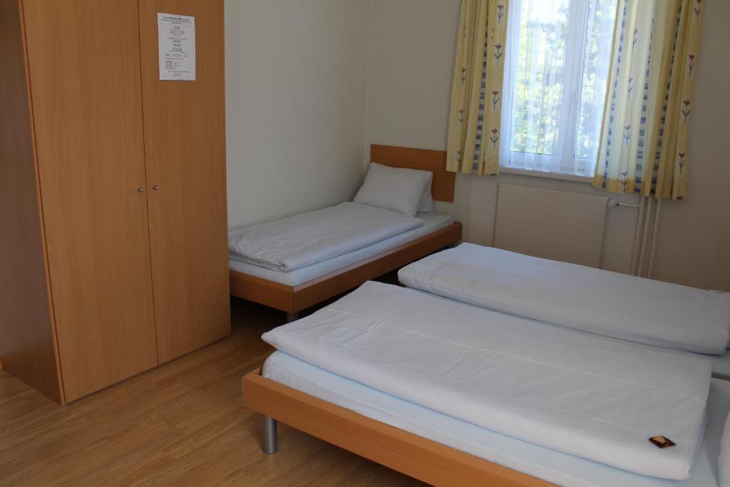 Hotel Glaernisch Hof هورغن الغرفة الصورة