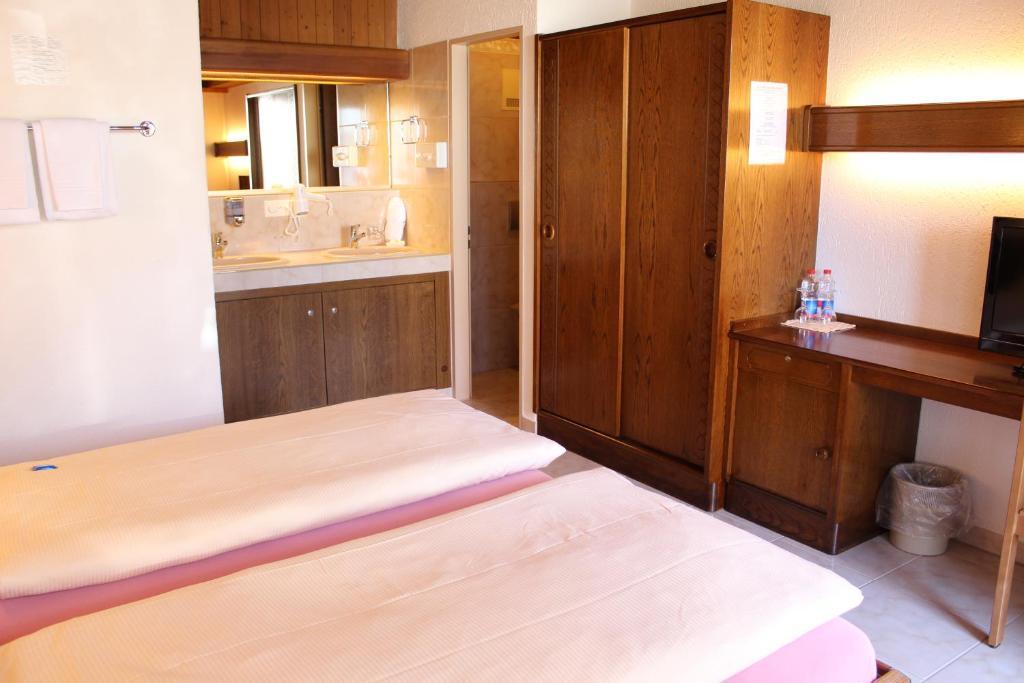 Hotel Glaernisch Hof هورغن الغرفة الصورة