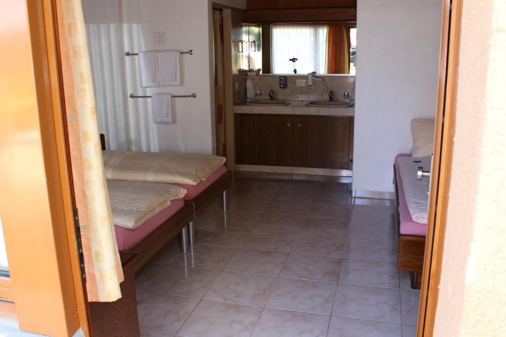 Hotel Glaernisch Hof هورغن الغرفة الصورة